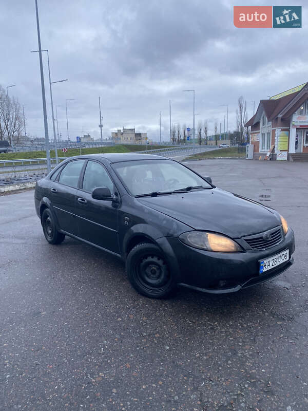 Седан Daewoo Gentra 2015 в Киеве