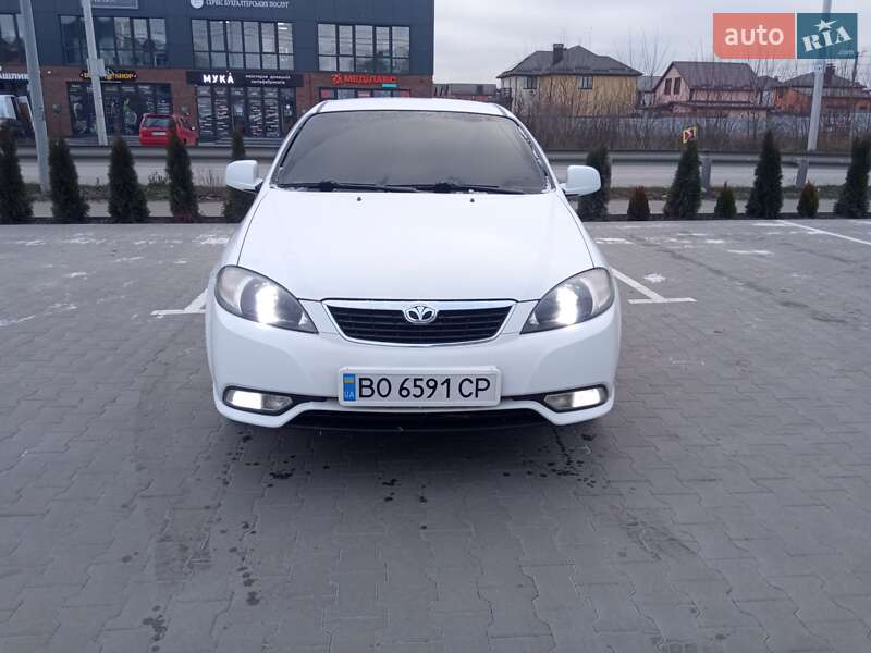Седан Daewoo Gentra 2013 в Вінниці