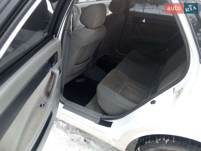 Седан Daewoo Gentra 2013 в Вінниці