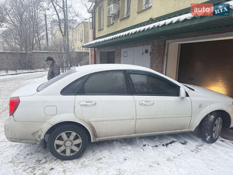 Daewoo Gentra 2013 Daewoo Gentra 2013