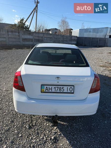 Седан Daewoo Gentra 2013 в Каменском