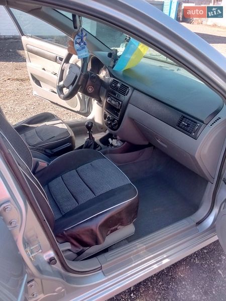 Седан Daewoo Gentra 2014 в Киеве