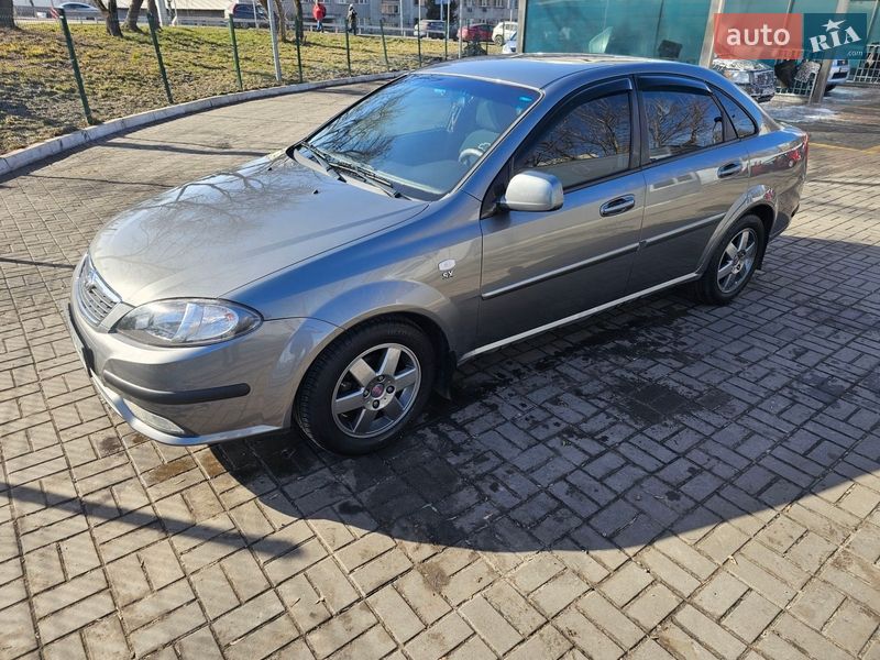 Седан Daewoo Gentra 2014 в Киеве фото 3 Седан Daewoo Gentra 2014 в Киеве