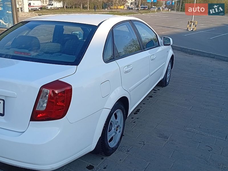 Седан Daewoo Gentra 2014 в Сумах