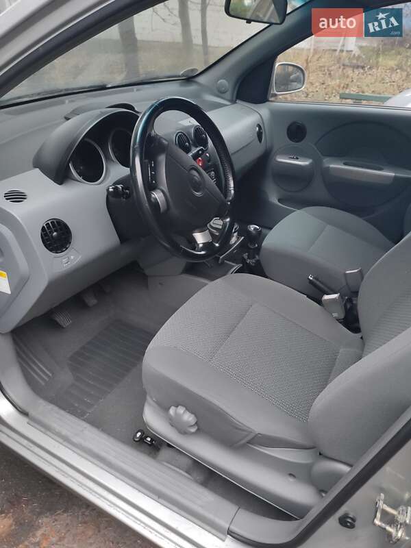 Седан Daewoo Kalos 2005 в Виннице