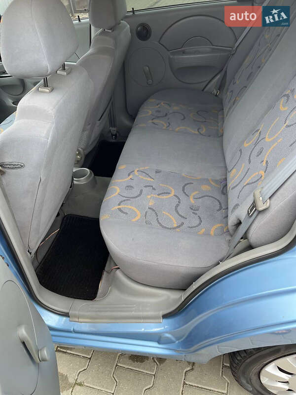 Хэтчбек Daewoo Kalos 2002 в Косове фото 16 Хэтчбек Daewoo Kalos 2002 в Косове