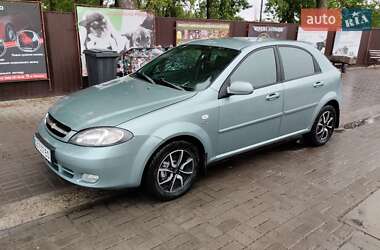 Хетчбек Daewoo Lacetti 2005 в 
