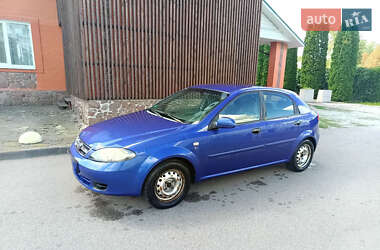Хэтчбек Daewoo Lacetti 2004 в Киеве