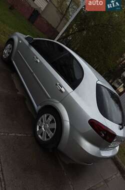 Хэтчбек Daewoo Lacetti 2004 в Славутиче