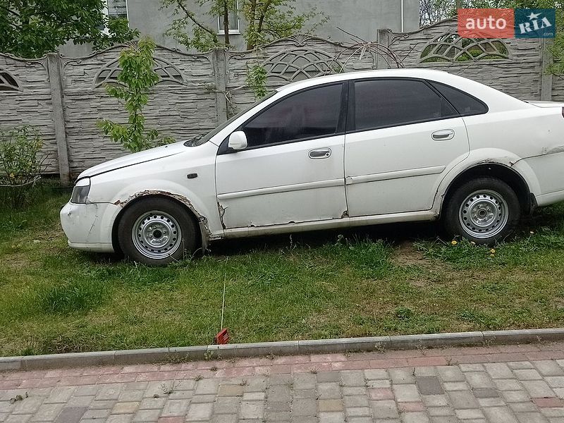 Седан Daewoo Lacetti 2003 в Березному