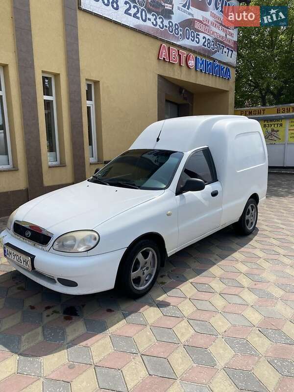 Грузовой фургон Daewoo Lanos Cargo 2011 в Житомире