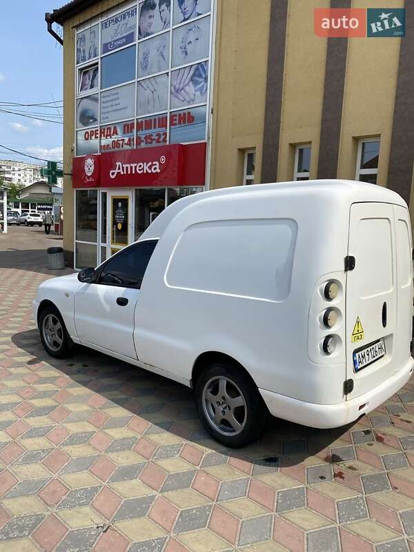 Грузовой фургон Daewoo Lanos Cargo 2011 в Житомире