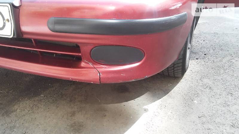 Седан Daewoo Lanos 2004 в Львові