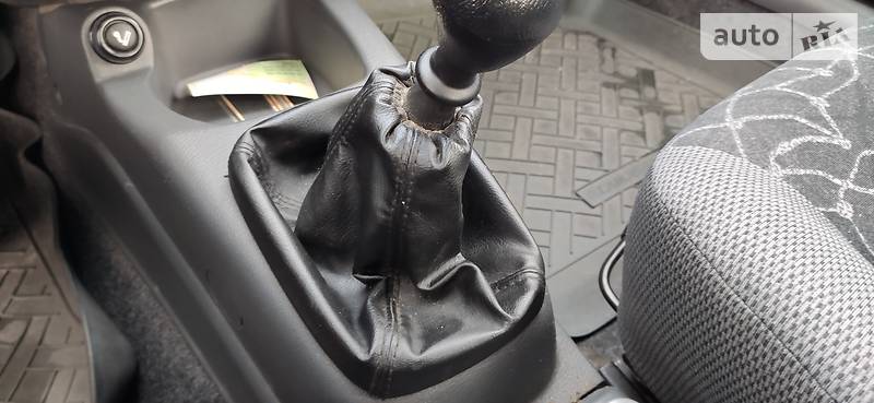 Седан Daewoo Lanos 2004 в Києві