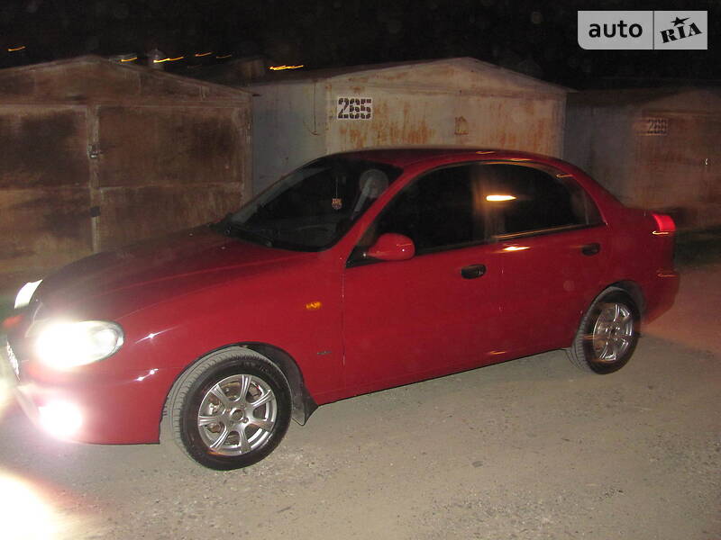 Седан Daewoo Lanos 2006 в Чернівцях