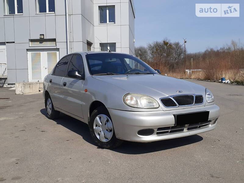 Седан Daewoo Lanos 2005 в Львові