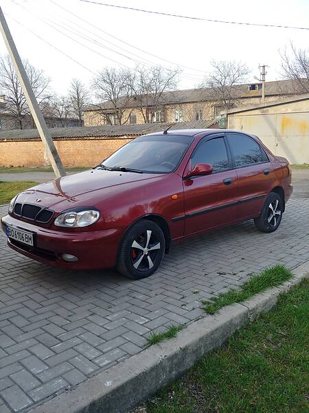 Седан Daewoo Lanos 2005 в Більмаку