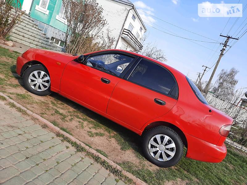 Седан Daewoo Lanos 1999 в Черновцах