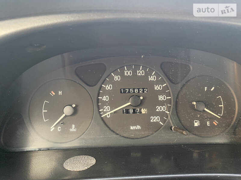 Седан Daewoo Lanos 2005 в Харькове