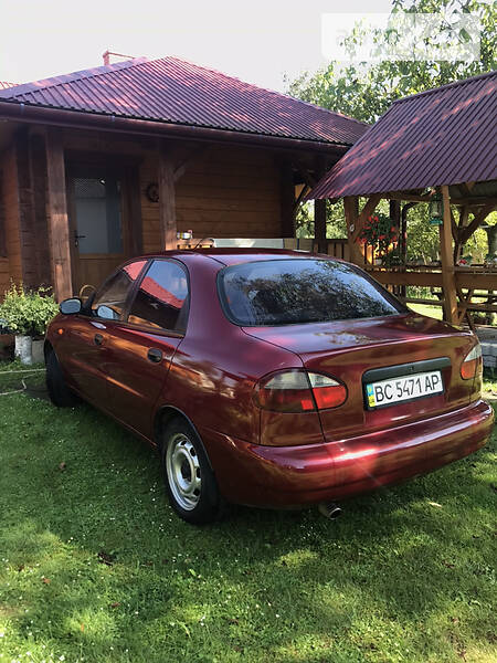 Седан Daewoo Lanos 2006 в Стрию