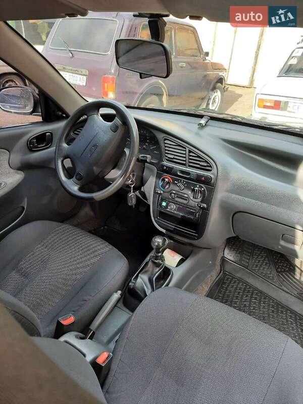 Седан Daewoo Lanos 2008 в Черновцах