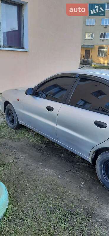Седан Daewoo Lanos 2007 в Калуші
