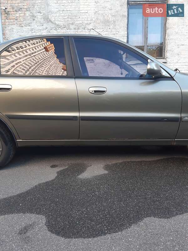 Седан Daewoo Lanos 2005 в Киеве
