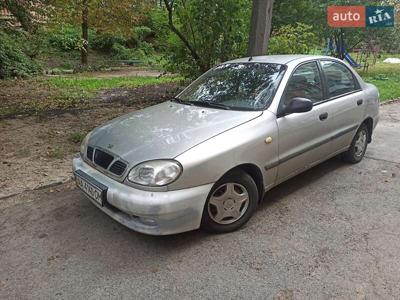Седан Daewoo Lanos 2003 в Киеве