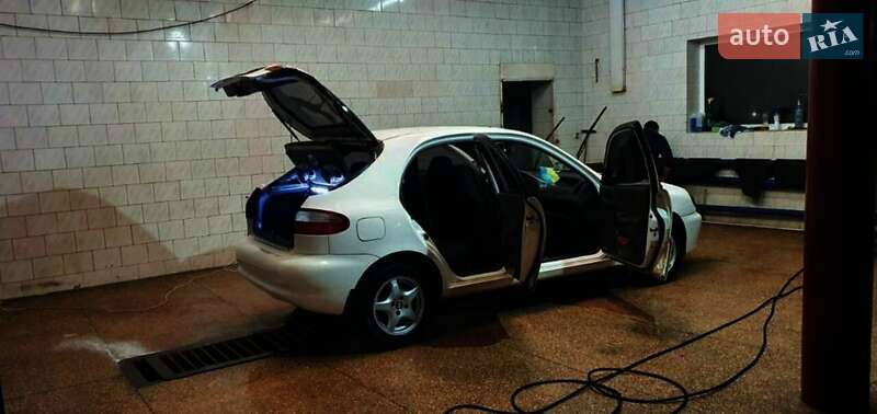 Хетчбек Daewoo Lanos 2003 в Кривому Розі