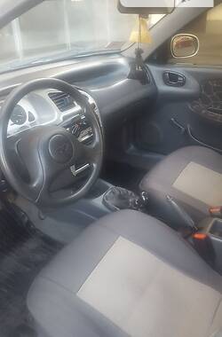 Седан Daewoo Lanos 2001 в Кривом Роге