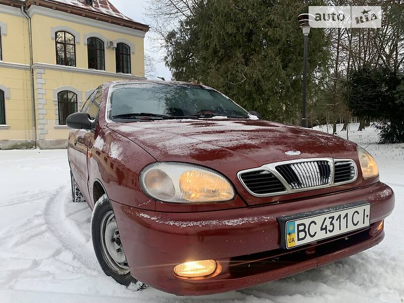 Седан Daewoo Lanos 2003 в Львове