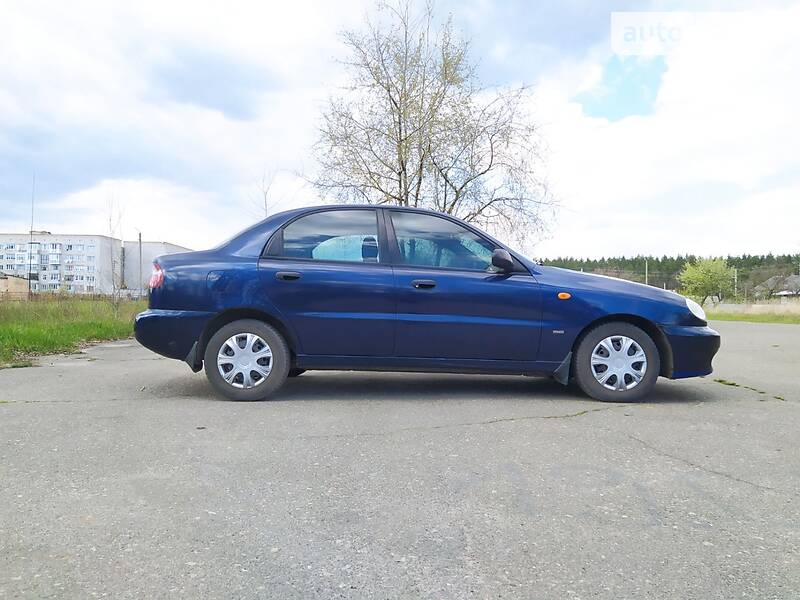 Седан Daewoo Lanos 2003 в Житомире