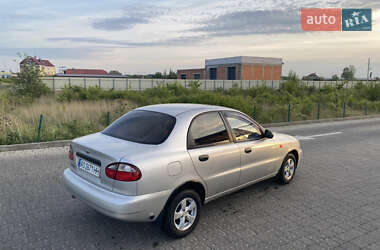 Седан Daewoo Lanos 2005 в Ужгороді