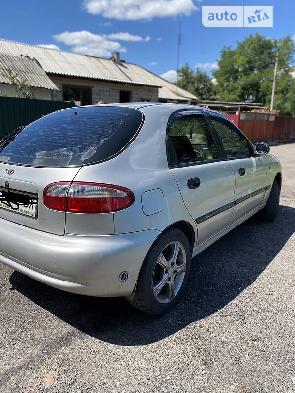 Хэтчбек Daewoo Lanos 2002 в Доброполье