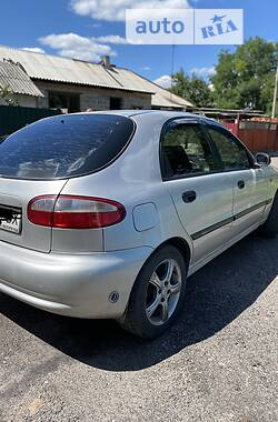 Хэтчбек Daewoo Lanos 2002 в Доброполье