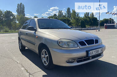 Седан Daewoo Lanos 2004 в Днепре