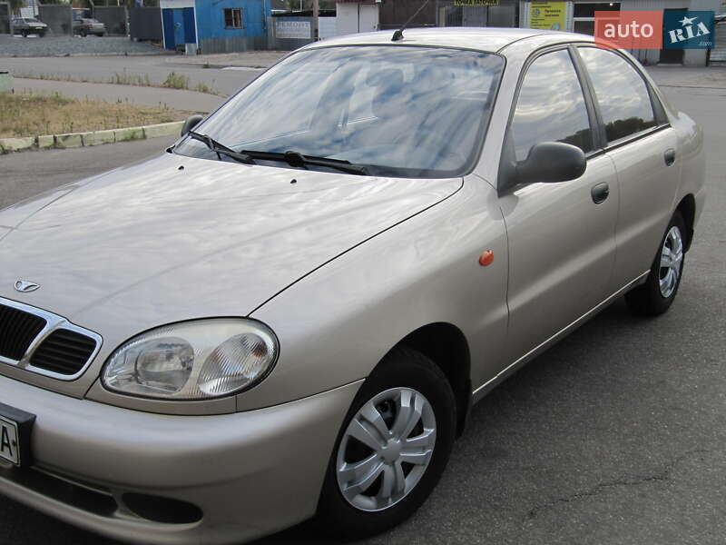 Седан Daewoo Lanos 2004 в Днепре