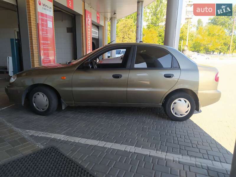 Седан Daewoo Lanos 2006 в Днепре