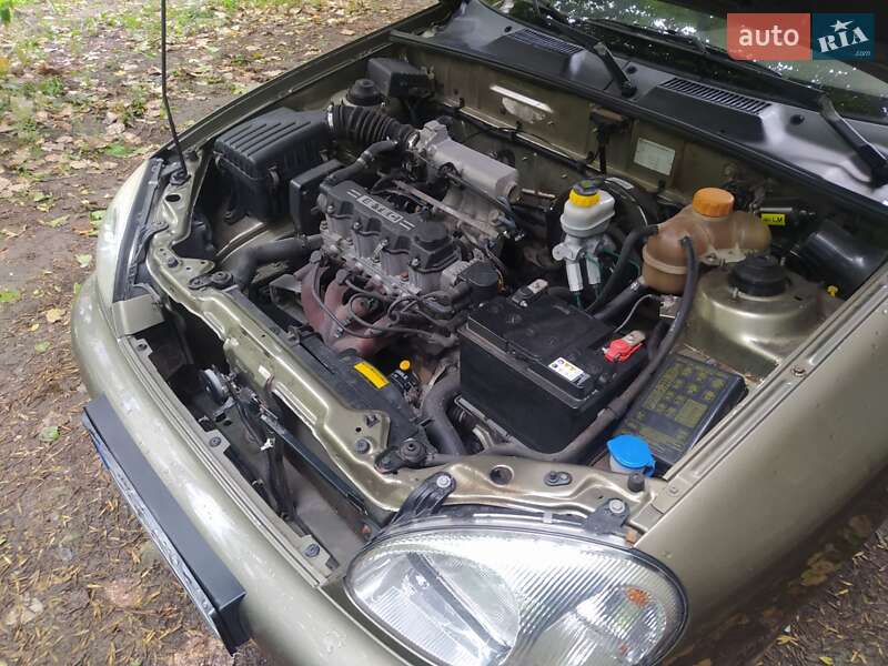 Седан Daewoo Lanos 2006 в Днепре