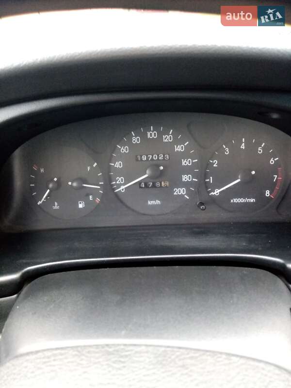Седан Daewoo Lanos 1998 в Черкассах