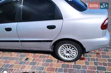 Седан Daewoo Lanos 2006 в Киеве