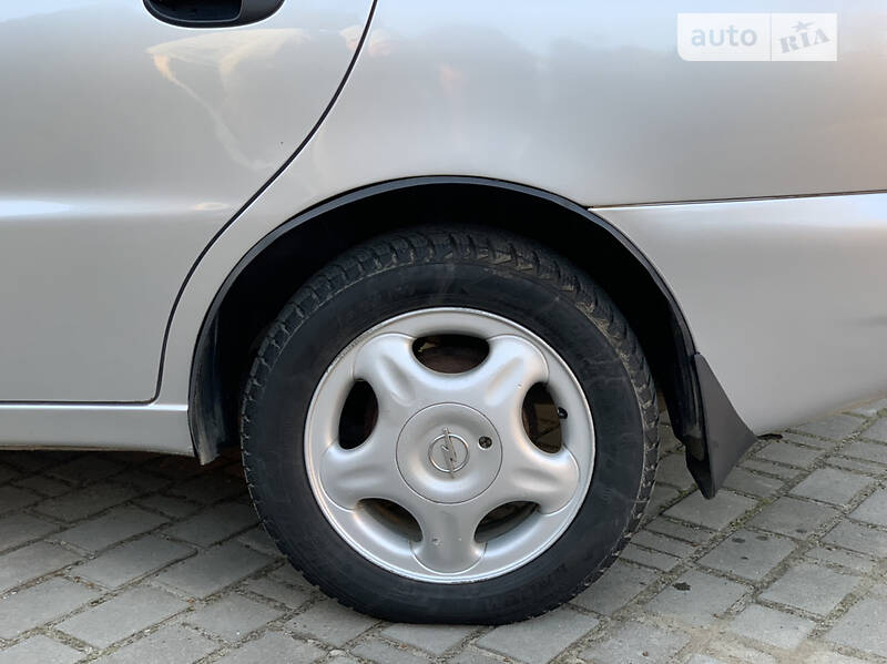Седан Daewoo Lanos 2008 в Самборі