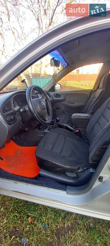 Седан Daewoo Lanos 2004 в Ивано-Франковске