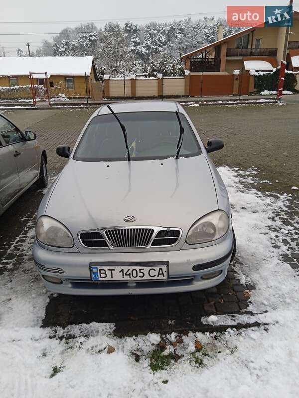 Седан Daewoo Lanos 2005 в Львові