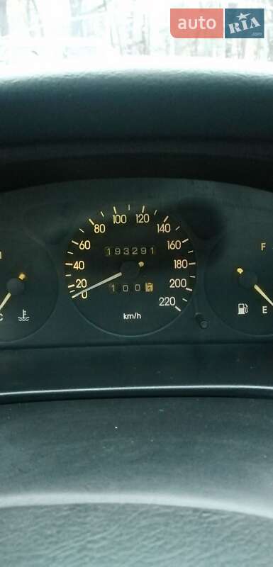 Седан Daewoo Lanos 2002 в Черкассах