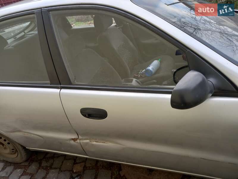 Хэтчбек Daewoo Lanos 2004 в Мукачево