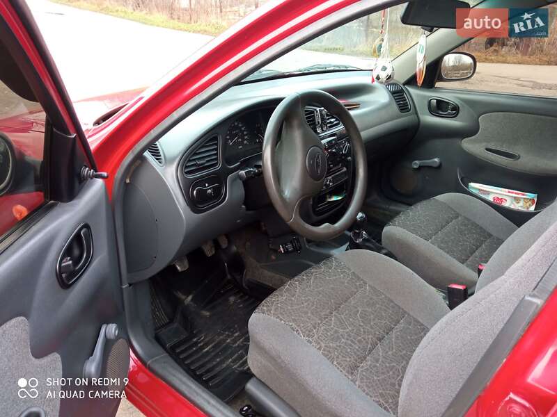 Седан Daewoo Lanos 2008 в Деражне