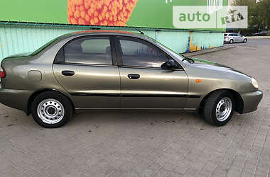 Седан Daewoo Lanos 2004 в Івано-Франківську