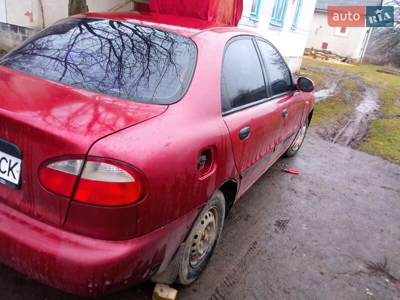 Седан Daewoo Lanos 2002 в Житомире