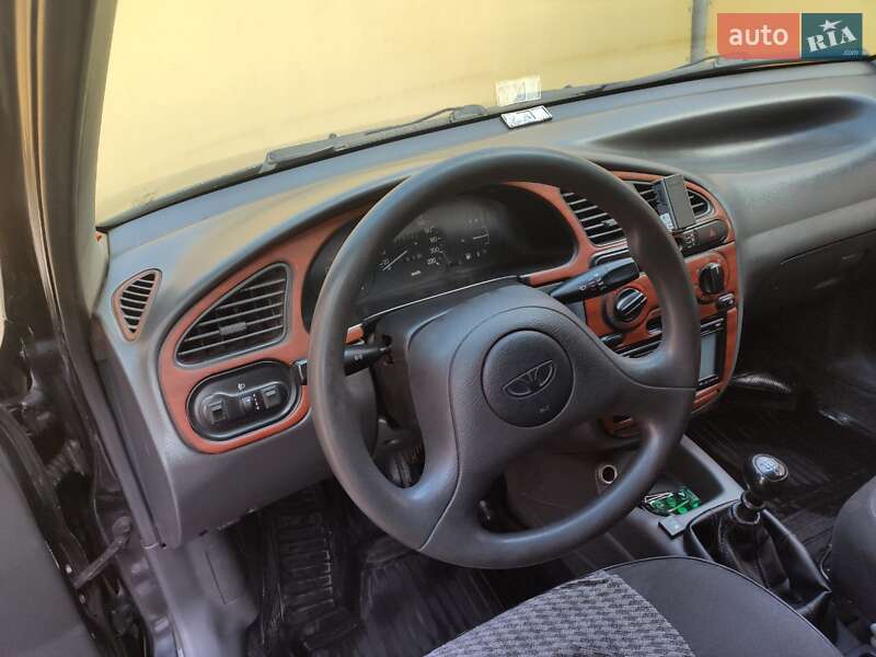 Седан Daewoo Lanos 2006 в Кривом Роге